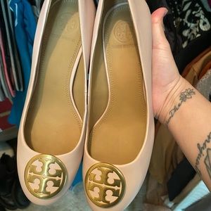 **Authentic-Size 6.5. 2” Tory Burch heels